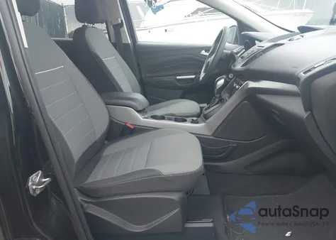 2015 Ford Escape Se z USA, uszkodzony, nr VIN 1FMCU0GX5FUB92632